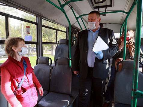 В Красноярске с июня сняли с маршрута 177 автобусов и троллейбусов за нарушение масочного режима. Фото: admkrsk.ru