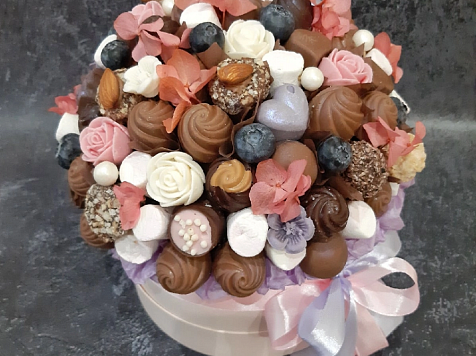 Красноярка наворовала съедобных букетов на 1,5 миллионов рублей . Фото: Съедобные букеты и подарки Красноярск