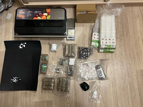 Краевые полицейские закрыли интернет-площадку по продаже наркотиков. Фото: ГУ МВД по Красноярскомуи краю