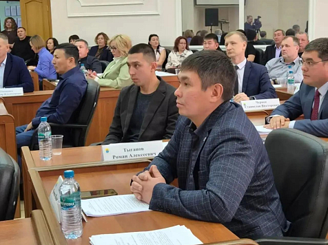 В Красноярском крае состоялось первое заседание нового совета депутатов Эвенкии. Фото: «Эвенкийская жизнь»