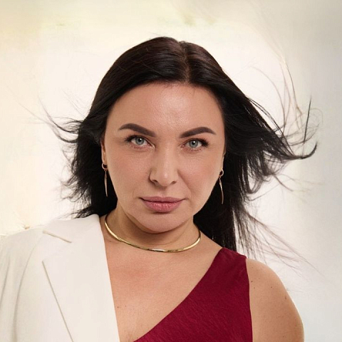 Елена Захарцова