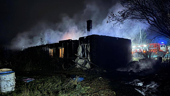 В Красноярском крае заживо сгорели молодая женщина и ее 3-летний сын во время ночного пожара