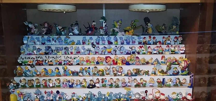 Красноярка собрала игрушек из «Киндера» на два миллиона рублей