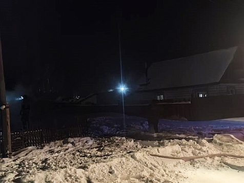 В Назаровском районе из-за пожара площадью 48 квадратных метров погибли два человека. Фото: ГУ МЧС по Красноярскому краю 