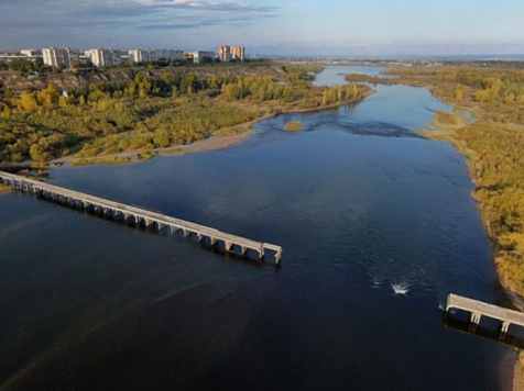На благоустройство острова Татышев и острова Бобровый в Красноярске выделяют до 1,9 млрд. Фото: 1 -  yandex.ru/maps, Игорь Серков, 2 - проект объекта «Благоустройство острова Татышев, остров Бобровый»