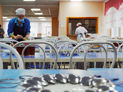 В Красноярске родители подключились к контролю за качеством горячего питания школьников. Фото: admkrsk.ru