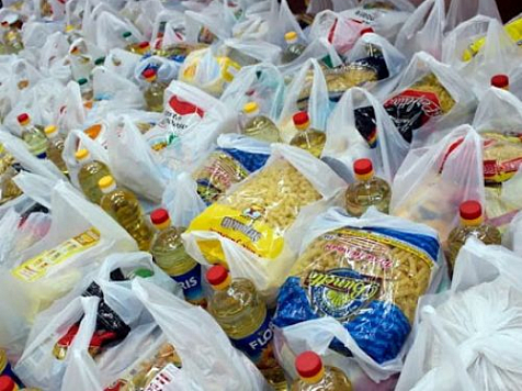 Жители Ачинска собирают продукты для ковид-госпиталей. Фото: Администрация Ачинска