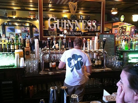 Четыре красноярских бара нарушили режим ограничений. Фото: tripadvisor.com