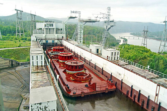 На Енисее продолжается реконструкция Красноярского судоподъемника