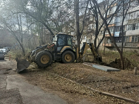 Экскаваторы начали закапывать подвалы в Железнодорожном районе Красноярска. Фото: Администрация Железнодорожного района