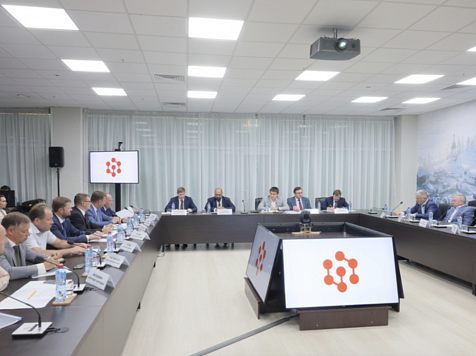 Михаил Котюков обсудил с застройщиками планы по развитию жилья в Красноярском крае  . Фото: Правительство Красноярского края