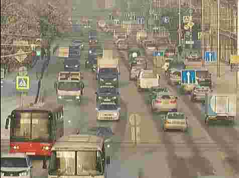 Перед масштабным ремонтом дорог в Красноярске подскочила цена на битум