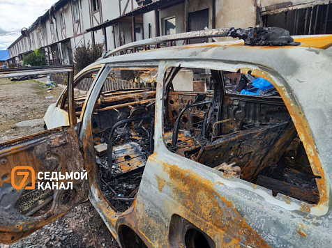 «Нужно хотя бы 200 рублей с каждого»: односельчане объявили сбор пострадавшим в пожаре Дрокино