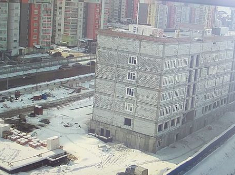 Поликлинику в микрорайоне Покровский Красноярска достроят в 2022 году. Фото: Минздрав, Красноярск