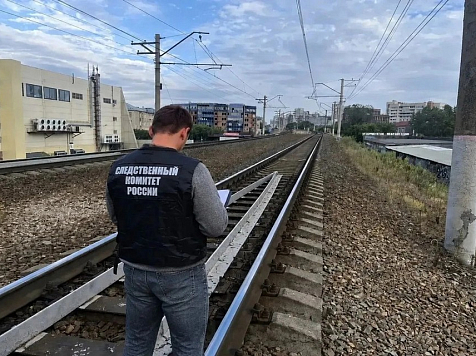 В Красноярском крае женщина в наушниках погибла под колесами пассажирского поезда. Фото: Восточное межрегиональное управление СК на транспорте