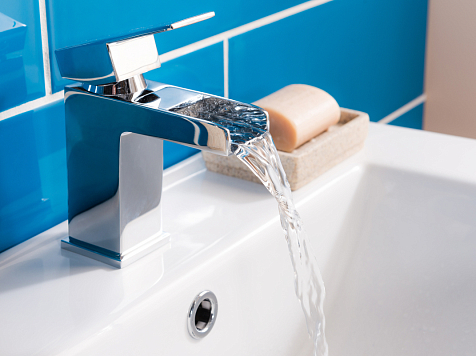 В Минусинском районе чистой питьевой водой обеспечат больше 1,1 тысячи жителей. Фото: ru.freepik.com