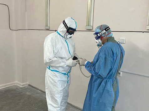 В ковидных отделениях Краевой больницы готовятся к пятой волне коронавируса. Фото: ФБ Егор Корчагин