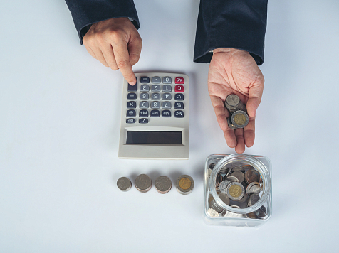 В Красноярском крае экс-директор почтового отделения украла больше полумиллиона рублей. Фото: ru.freepik.com