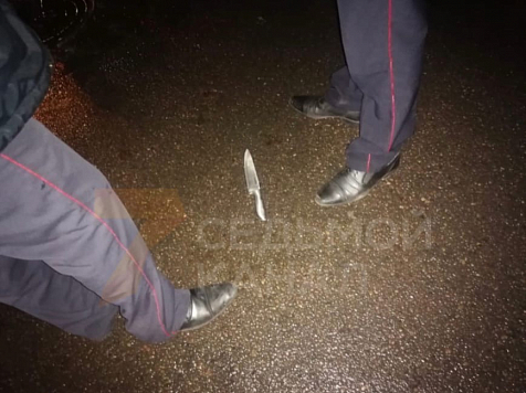 В Красноярске неадекват с ножом напал на подростка. Видео задержания. Фото, видео: «7 канал Красноярск»