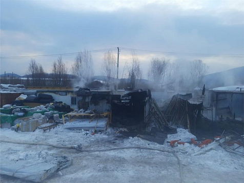 Возбуждено уголовное дело по факту пожара с 4 погибшими в Красноярском крае. Фото: СК