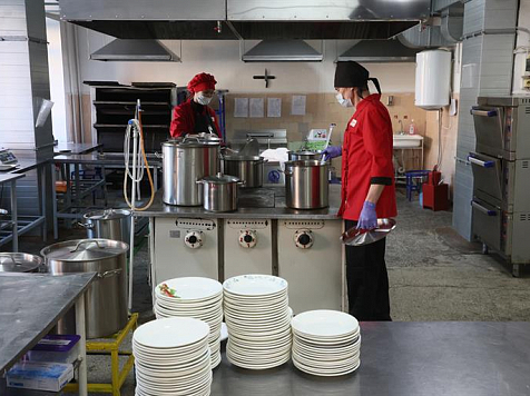 В Красноярске в этом году обновят оборудование пищеблоков 50 школ. Фото: мэрия