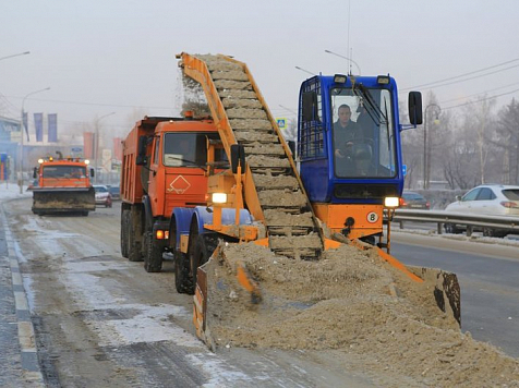 Около 200 единиц техники будут чистить красноярские улицы этой зимой. Фото: gornovosti.ru