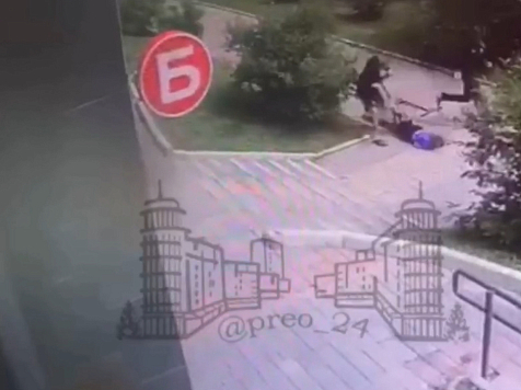 Двое красноярцев на самокате сбили 11-летнего ребенка и бросили с травмами . Фото: @preo_24