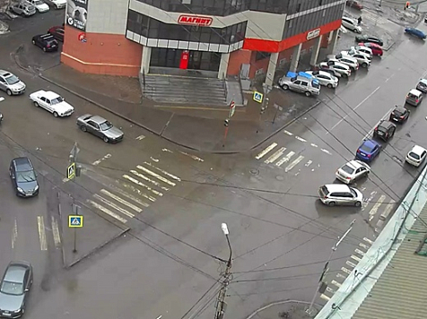 В Красноярске с улицы Лебедевой на Перенсона разрешат поворачивать налево с двух рядов. Фото: https://vk.com/krasnoyarskrf