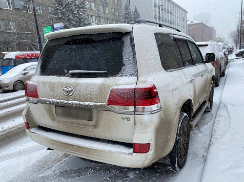 В Красноярске бывший замдиректора УЗС за новый «Крузер» позволил приятелю выиграть госконтракты. Фото: Прокуратура Красноярского края