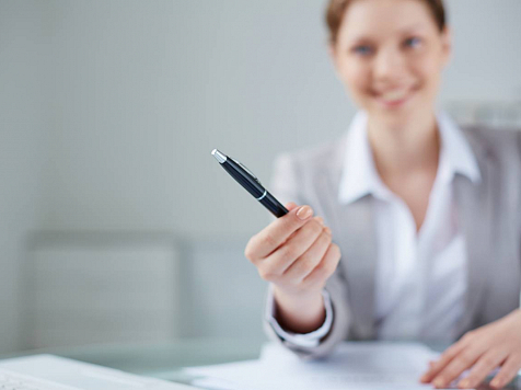 Россияне смогут вернуть деньги за навязанные услуги. Фото: freepik.com