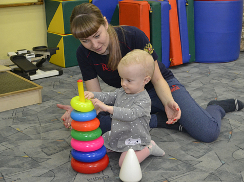 Красноярскую программу ранней помощи детям с нарушениями развития распространят на другие регионы. Фото: krskstate.ru