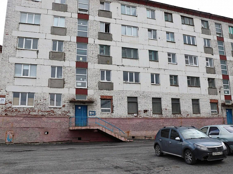 В Норильске из окна пятиэтажки выпал малолетний ребенок и выжил . Фото: МВД Красноярского края