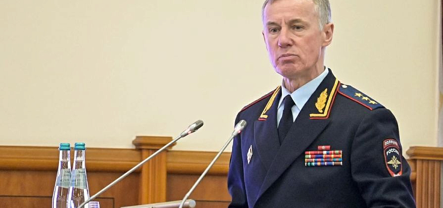 Путин освободил бывшего красноярского полицейского от должности первого замглавы МВД