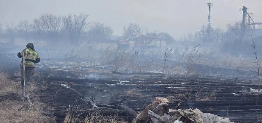 Жительница Красноярского края сожгла 10 гектаров травы под Минусинском