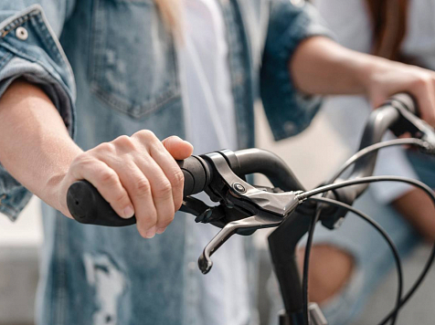 У беспечных красноярцев угнали 100 велосипедов за лето. Видео: МУ МВД России "Красноярское", фото: freepik