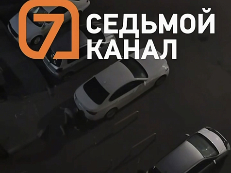 В Красноярске парень впал в кому после жестокого избиения досками от лавки. Видео: 7 канал