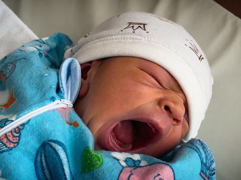 Малышка весом 480 граммов родилась в Красноярске. Фото: Красноярский краевой центр охраны материнства и детства