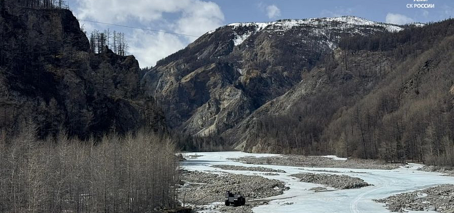 В Бурятии на горе Мунку-Сардык новое ЧП: группа туристов попала под лавину