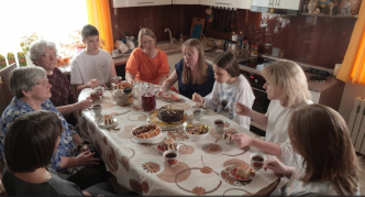 От детсада и школы до биатлона и волейбола: династия Шамовых 80 лет воспитывает красноярских детей