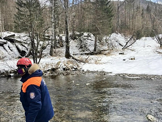 «Могли провалиться»: эксперт о том, почему не нашли пропавших под Красноярском Усольцевых