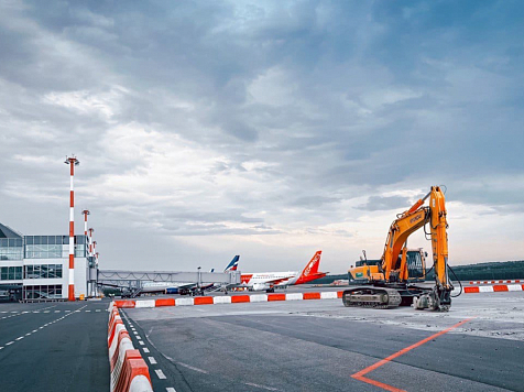 В красноярском аэропорту начали масштабную реконструкцию перрона. Фото: Евгения Шихалеева