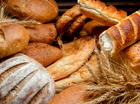 В Красноярском крае нашли 425 кг некачественных кондитерских изделий и хлеба. Фото: Freepik