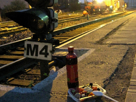 Двое красноярцев попали под поезд. Фото: 7 канал Красноярск