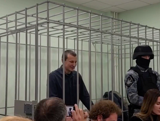 Красноярский депутат Глисков позвал свидетелем по своему делу экс-губернатора Александра Усса
