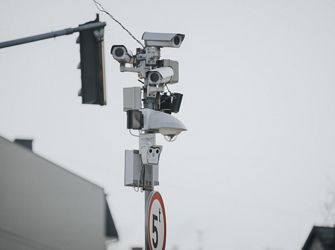 На красноярских дорогах заработают 40 новых камер в июле. Фото: Freepik