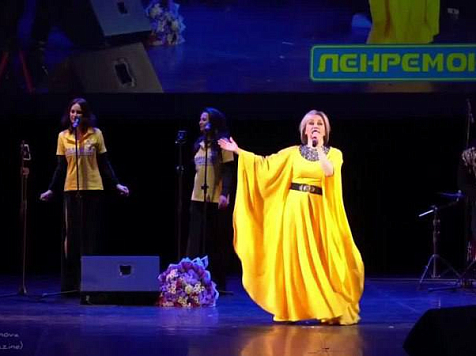 Красноярцы хотят увидеть «энергосберегающего» танцора Тани Булановой, но никто не знает, приедет ли он. фото, видео: VK муз-тележурнал ТАТЬЯНА БУЛАНОВА