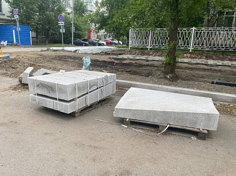 В Красноярске начали использовать гранитные пандусы как новый прием благоустройства. Фото: Управление дорог и благоустройства Красноярска
