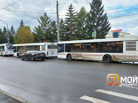 В Красноярске на маршруте № 83 теперь работают 10 автобусов вместо 5-ти					     title=