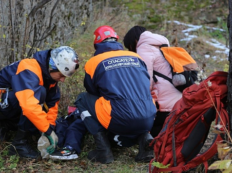 Красноярские спасатели оказали помощь четверым туристам за сутки. Фото: gornovosti.ru