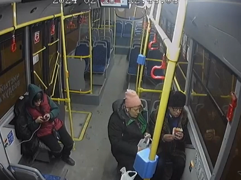 В Красноярском троллейбусе упала пенсионерка и отсудила за травмы 40 тысяч. Фото/видео: прокуратура Красноярского края